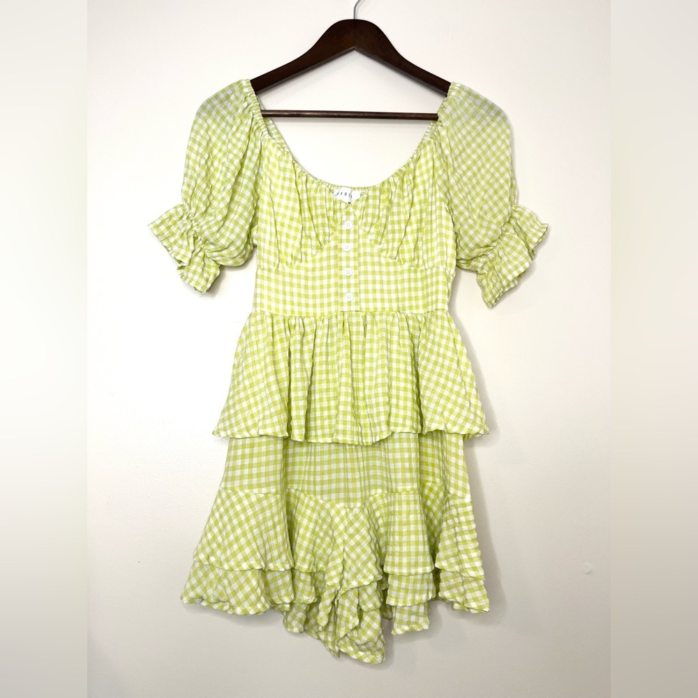MABLE | NWOT Lime Green & White Checkered Flowy Tiered Shorts Romper | S